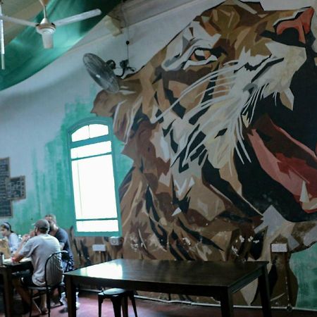 Tipsy Tiger Party Hostel 조지타운 외부 사진